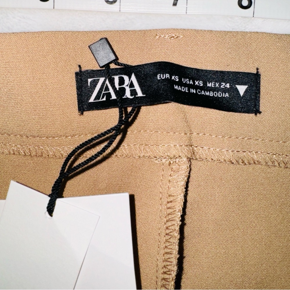 Zara Women’s High Waisted Wide Leg Full Length Dress Pants Size XS Tan - Picture 3 of 11